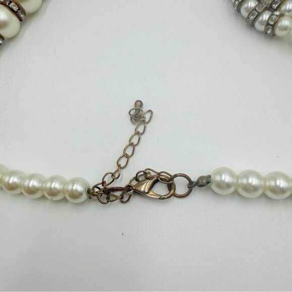 Three Strand White Glass Pearl Necklace with Crystal Accents - Picture 5 of 8